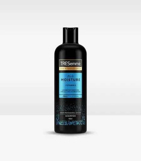 Tresemme Moisture Rich Luxurious Shampoo 500ml Bottle Front View